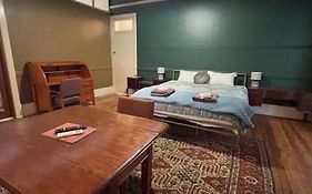 Historic Star Lodge Narrandera